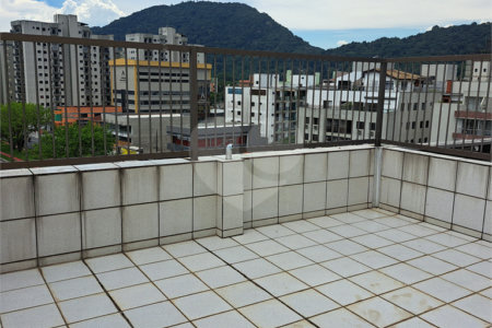 Cobertura à venda com 3 suítes em Enseada, Guarujá, SP