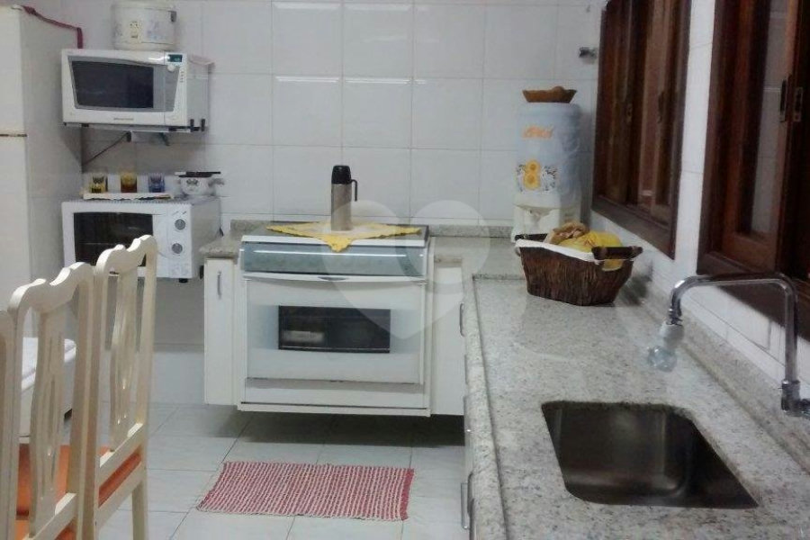 Sobrado à venda com 4 suítes em Parque Renato Maia, Guarulhos, SP