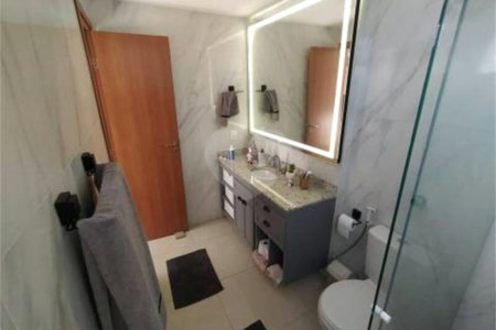 Cobertura à venda com 3 quartos, sendo 2 suítes, em Praça da Bandeira, Rio de Janeiro, RJ