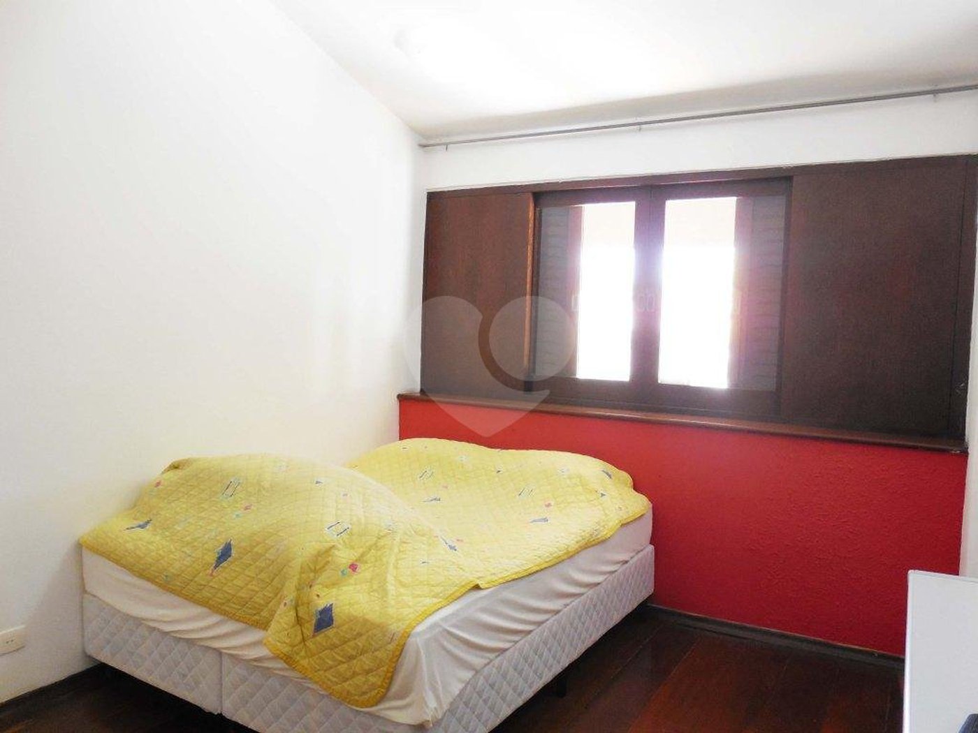 Sobrado à venda ou para alugar com 4 quartos, sendo 1 suíte, em Alto da Boa Vista, São Paulo, SP