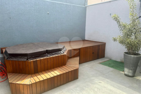 Casa à venda com 4 suítes em Nova Gardênia, Atibaia, SP