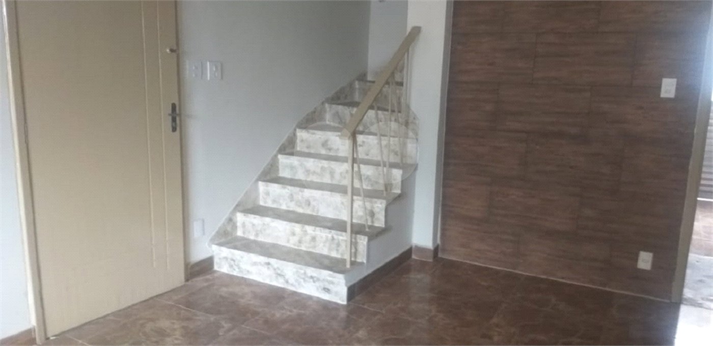 Sobrado à venda com 2 quartos em Sumarezinho, São Paulo, SP