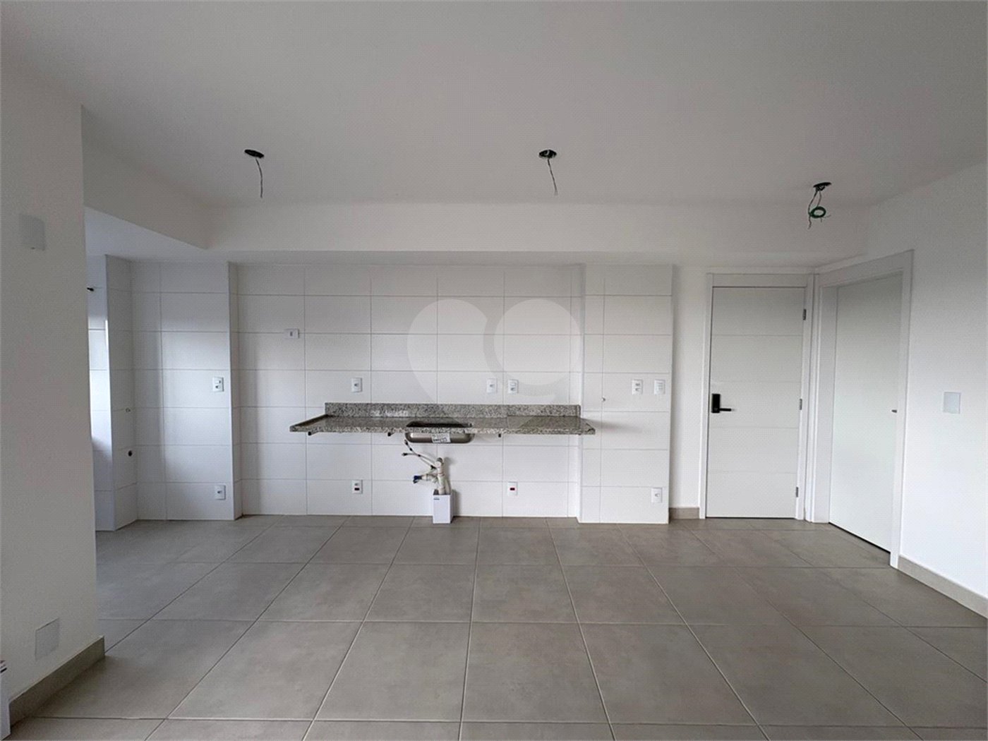 Apartamento à venda com 3 quartos, sendo 1 suíte,  em Jardim Faculdade, Sorocaba, SP
