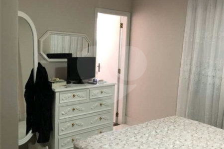 Casa Térrea à venda com 3 quartos, sendo 1 suíte, em Santana, São Paulo, SP