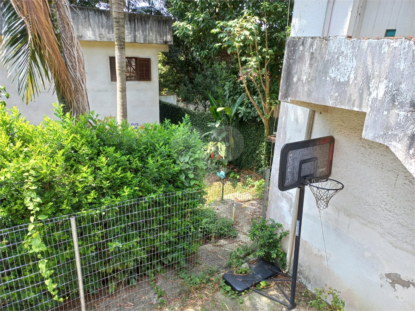 Terreno à venda com 2 quartos, sendo 1 suíte, em Jardim Floresta, São Paulo, SP