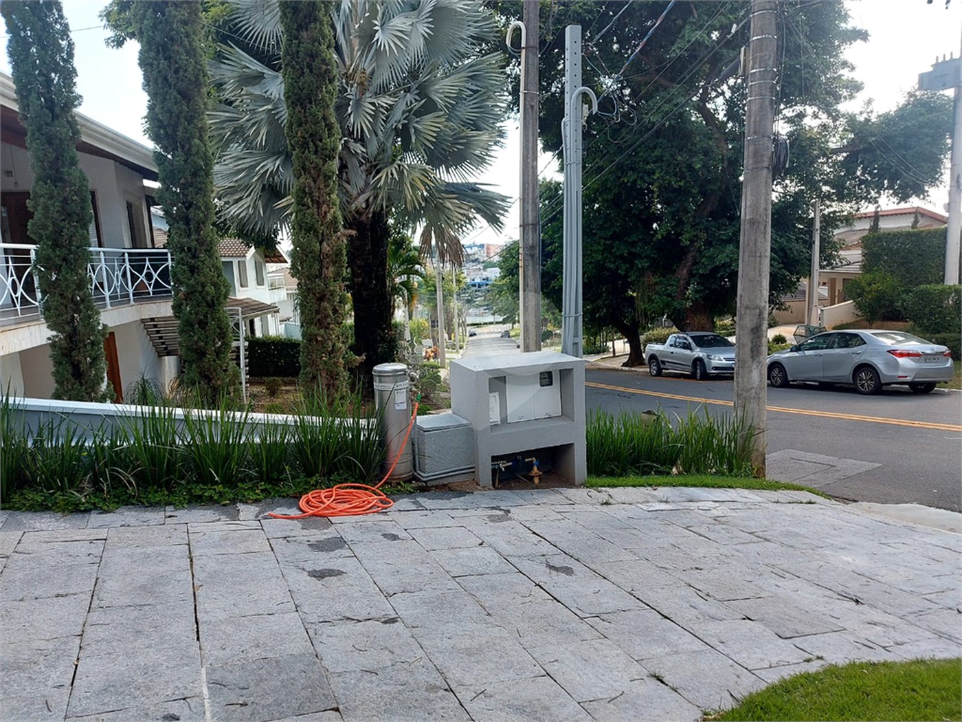 Sobrado à venda com 5 suítes no Centro, Vinhedo, SP
