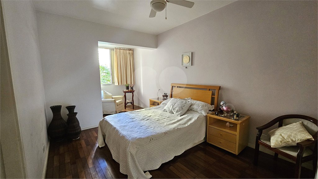 Apartamento à venda com 3 quartos, sendo 1 suíte, em Moema, São Paulo, SP