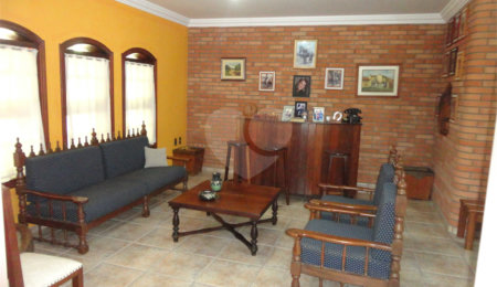 Chácara à venda com 4 suítes em Monte Alegre, Vinhedo, SP