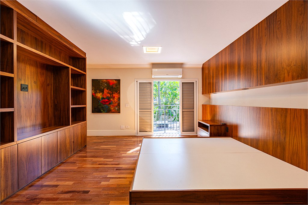Casa à venda com 4 suítes em Alto de Pinheiros, São Paulo, SP