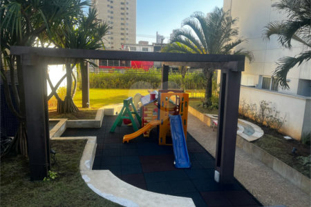 Apartamento à venda com 3 quartos, sendo 1 suíte,  em Mooca, São Paulo, SP