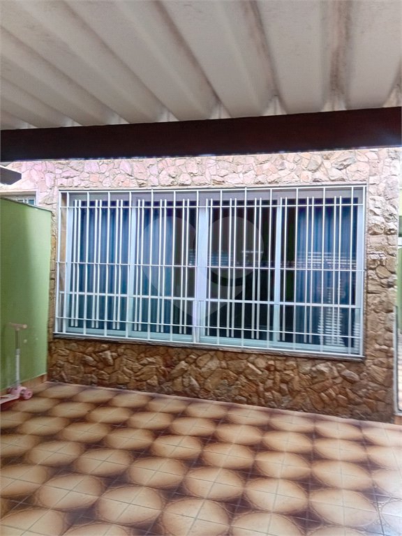 Sobrado à venda com 3 quartos, sendo 1 suíte, em Tremembé, São Paulo, SP