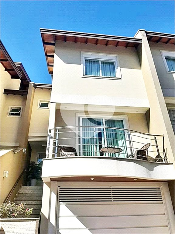 Casa à venda com 5 quartos, sendo 2 suítes, no condomínio Florada da Serra, São Paulo - SP