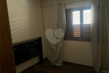 Casa à venda com 4 quartos, sendo 1 suíte, em Vila Santana, Sorocaba, SP
