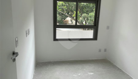 Apartamento à venda com 1 quarto em Bosque da Saúde, São Paulo, SP