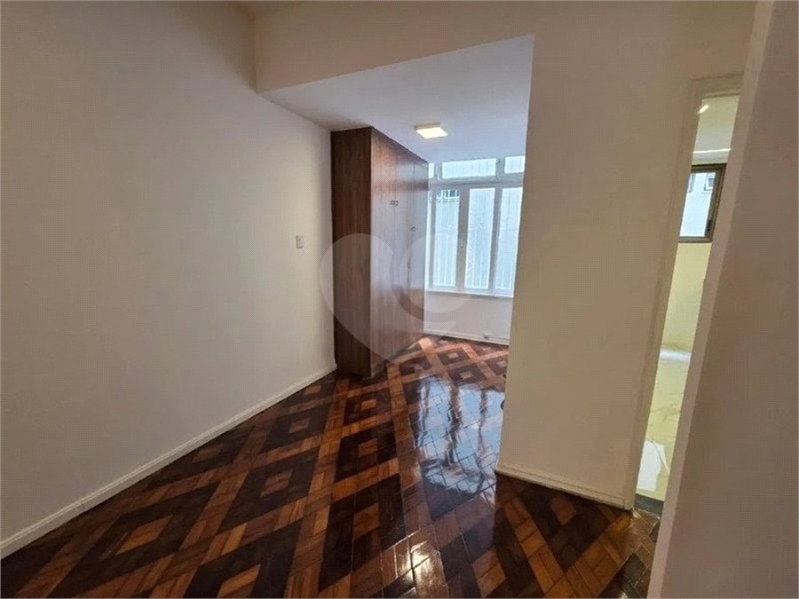 Apartamento à venda com 3 quartos, sendo 1 suíte, em Copacabana, Rio de Janeiro, RJ