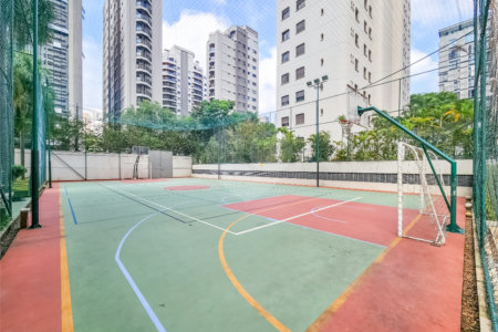 Apartamento à venda com 3 suítes em Indianópolis, São Paulo, SP