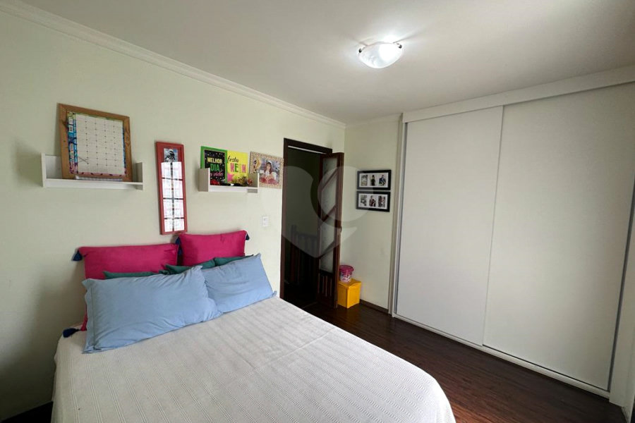 Sobrado à venda com 2 quartos em Vila Constança, São Paulo, SP