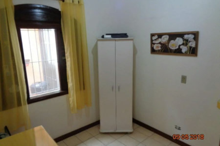 Casa Térrea à venda com 3 suítes em Ferreira, São Paulo, SP