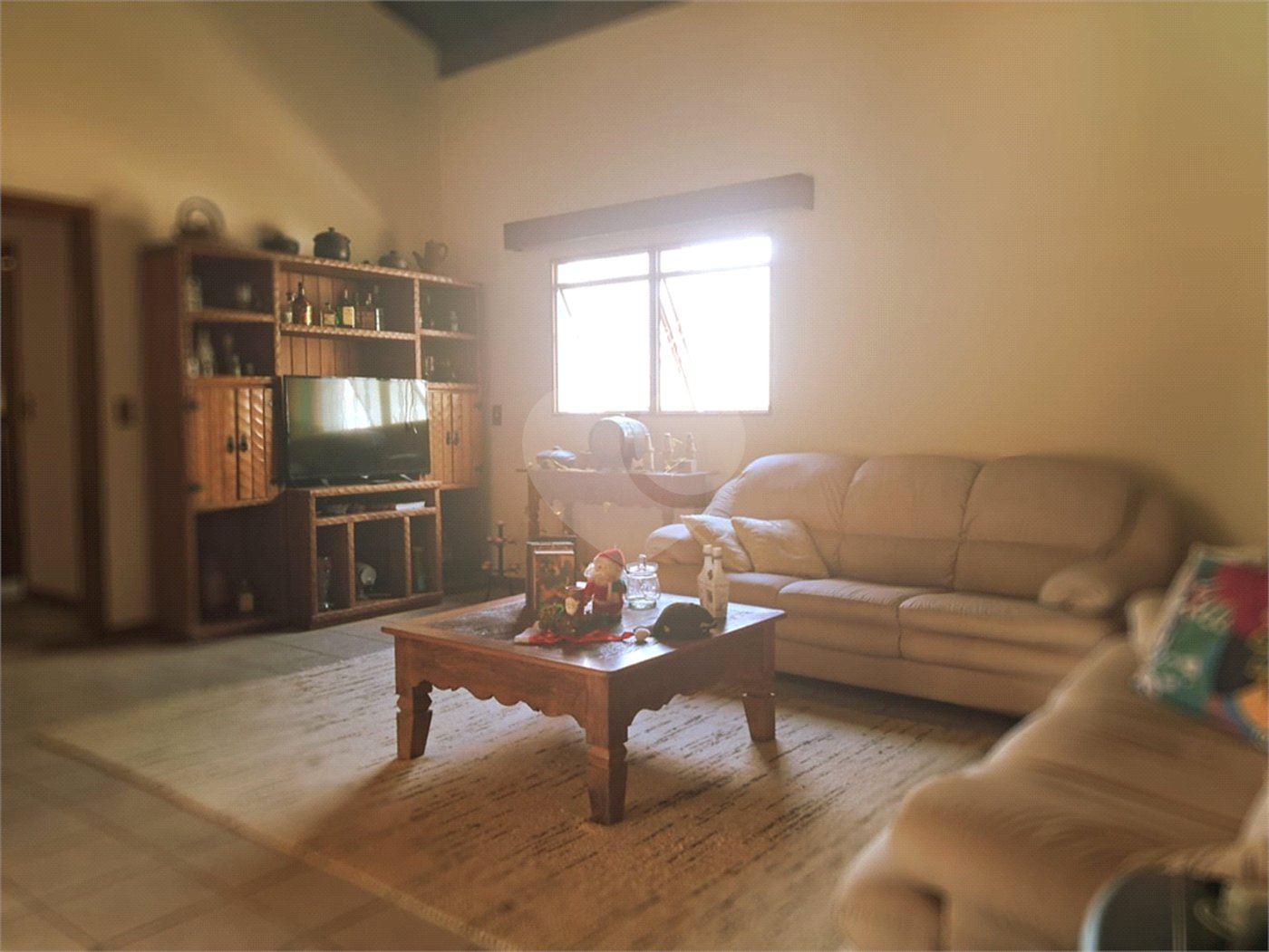 Casa à venda com 3 quartos, sendo 1 suíte, no condomínio Acmti - Colinas do Mosteiro, Terras de Itaici e Recanto dos Pássaros, Indaiatuba - SP