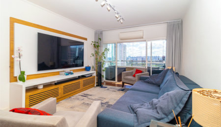 Apartamento à venda com 3 quartos, sendo 1 suíte,  em Alto da Boa Vista, São Paulo, SP