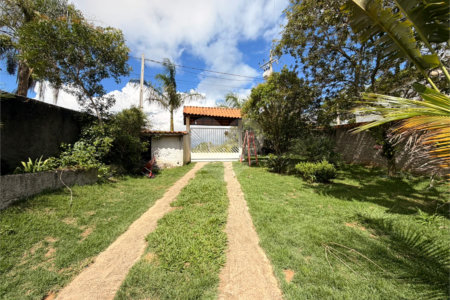 Chácara à venda com 3 quartos, sendo 1 suíte, no Centro, Araçoiaba da Serra, SP