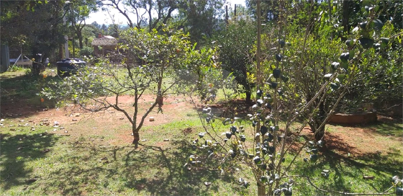 Casa Térrea à venda com 2 quartos em Chácara Real (caucaia do Alto), Cotia, SP