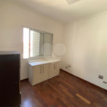 Casa para alugar com 3 quartos, sendo 2 suítes, em Vila Carrão, São Paulo, SP