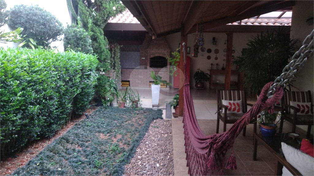 Casa Térrea à venda com 3 suítes em Super Quadra Morumbi, São Paulo, SP
