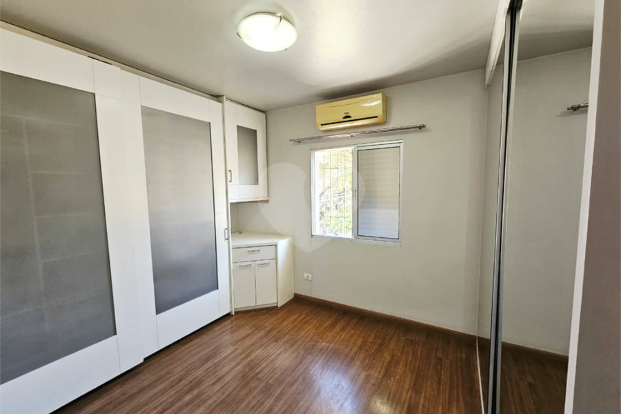 Sobrado à venda com 4 quartos, sendo 1 suíte, em Vila Guilherme, São Paulo, SP