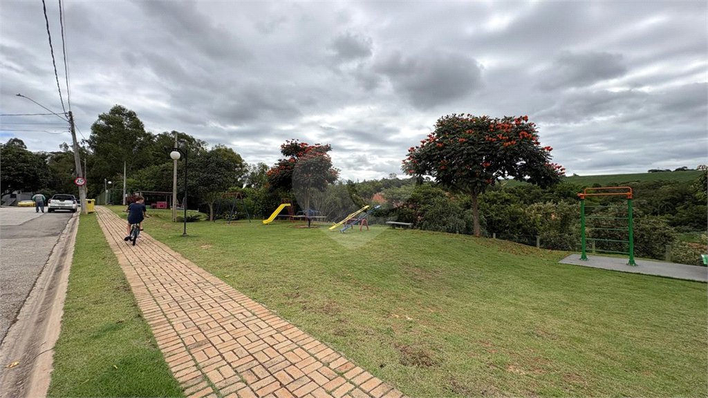 Casa à venda com 3 quartos, sendo 1 suíte, no condomínio Villagio Milano, Sorocaba - SP