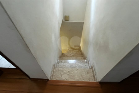 Sobrado à venda com 3 quartos, sendo 2 suítes, em Cidade São Francisco, São Paulo, SP