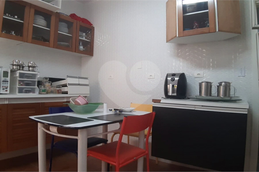 Sobrado à venda com 2 quartos em Santana, São Paulo, SP