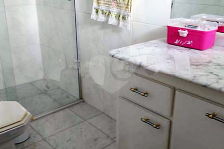 Casa à venda com 3 quartos, sendo 1 suíte,  em Jardim Franca, São Paulo, SP