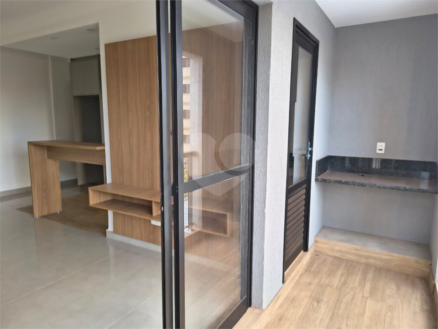 Apartamento à venda com 2 quartos, sendo 1 suíte,  em Ribeirânia, Ribeirão Preto, SP