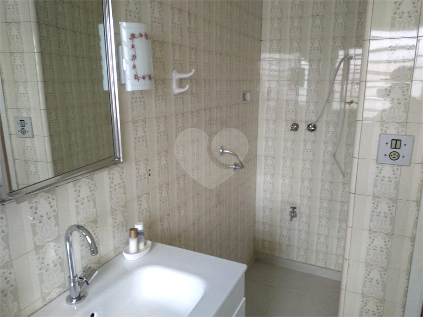 Sobrado à venda com 3 quartos, sendo 1 suíte, em Vila Mascote, São Paulo, SP