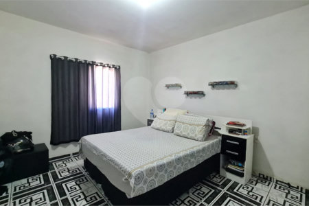 Casa à venda com 5 quartos em Ivoturucaia, Jundiaí, SP