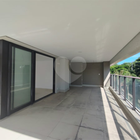 Apartamento à venda com 4 suítes em Jardim Leonor, São Paulo, SP