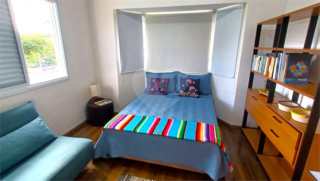 Casa à venda com 3 quartos, sendo 2 suítes, no condomínio Altos de São Roque, São Roque - SP