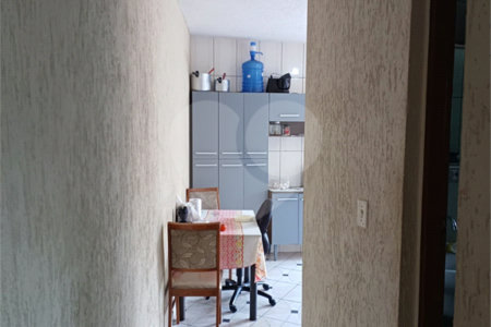 Casa à venda com 3 quartos, sendo 1 suíte,  em Jardim Santa Mônica, São Paulo, SP