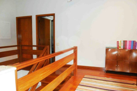 Casa à venda com 4 suítes no condomínio Vilaggio Monte Alegre, São Paulo - SP