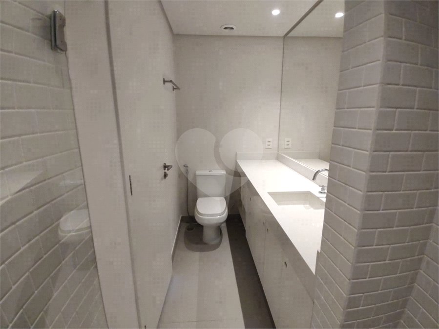 Apartamento à venda ou para alugar com 1 suíte em Jardim das Bandeiras, São Paulo, SP
