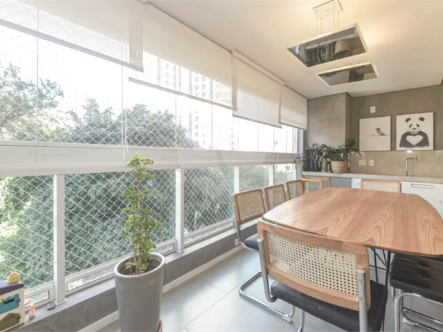 Apartamento à venda com 3 suítes em Brooklin, São Paulo, SP