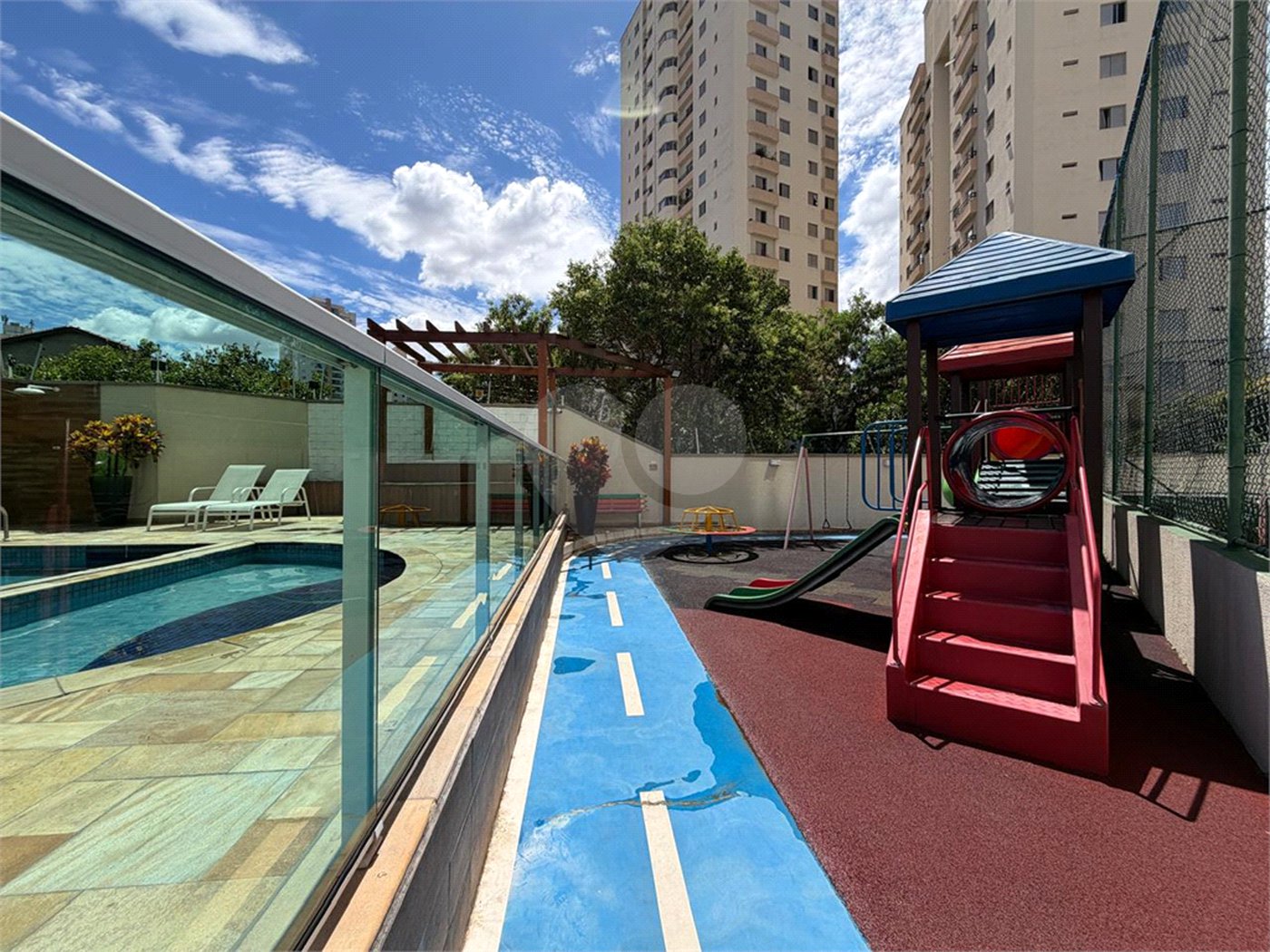 Apartamento à venda com 3 suítes em Santana, São Paulo, SP