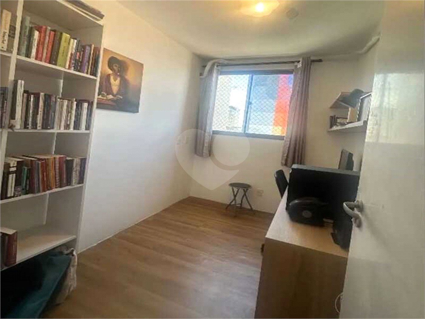 Apartamento à venda com 2 quartos, sendo 1 suíte,  em Santo Cristo, Rio de Janeiro, RJ