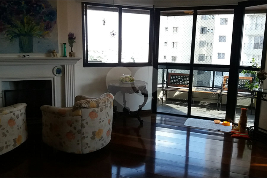 Apartamento à venda com 4 quartos, sendo 3 suítes, em Santana, São Paulo, SP
