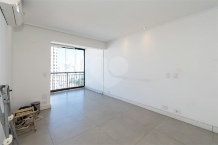 Apartamento à venda com 3 quartos, sendo 1 suíte,  em Alto da Mooca, São Paulo, SP