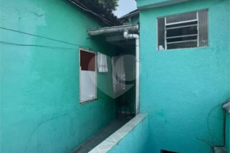 Casa à venda com 4 quartos em Parque Maria Domitila, São Paulo, SP