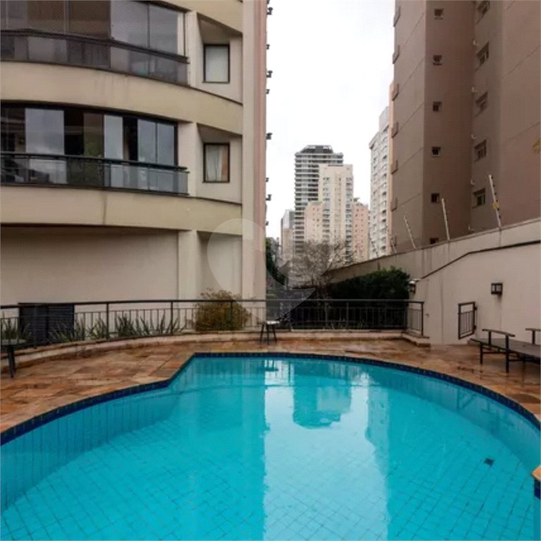 Cobertura à venda com 3 suítes em Vila Olímpia, São Paulo, SP