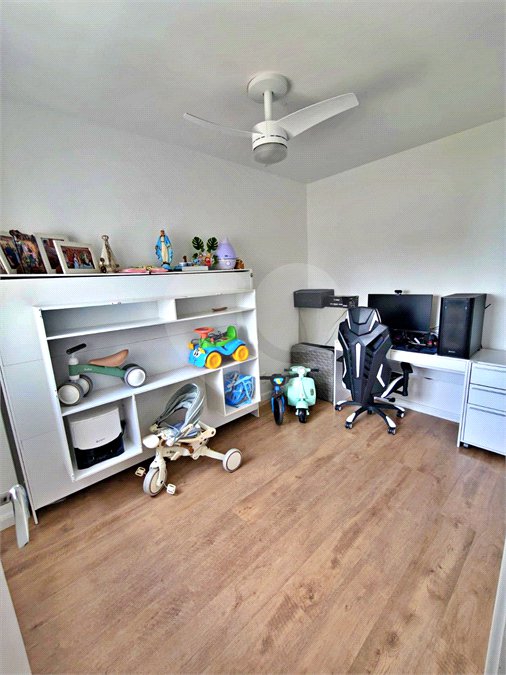 Apartamento à venda com 3 quartos, sendo 1 suíte,  em Jardim Caravelas, São Paulo, SP