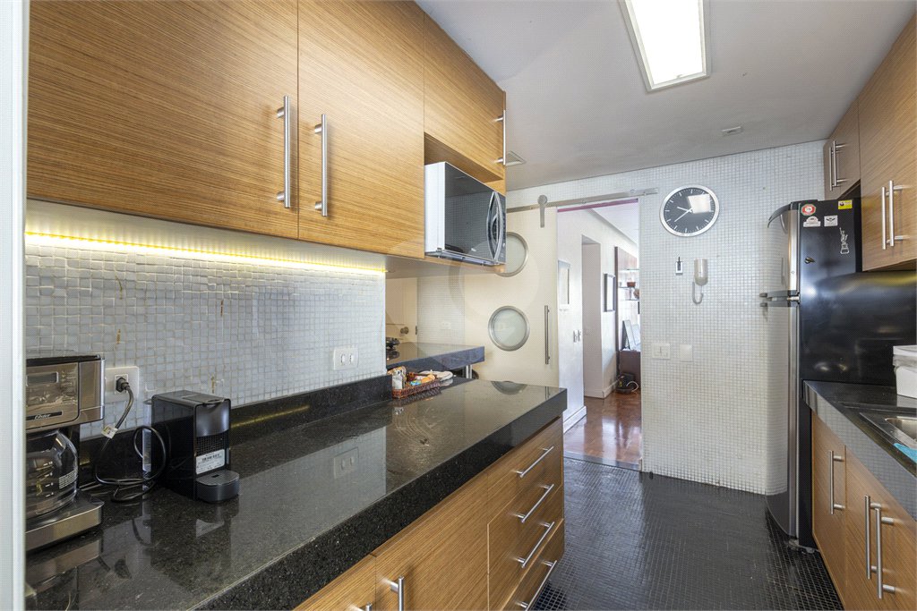 Apartamento à venda com 4 quartos, sendo 2 suítes, em Indianópolis, São Paulo, SP